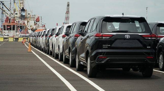 Pasar Mobil Lesu, Toyota Minta Pemerintah Jaga Daya Beli Kelas Menengah