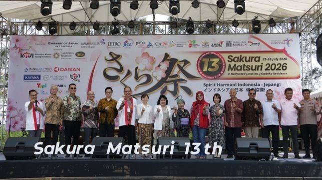Puluhan Ribu Pengunjung Padati Sakura Matsuri 2026, Jababeka Disulap Jadi Little Japan