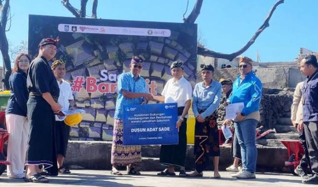 Bluebird Group Bantu Revitalisasi Dusun Adat Sade Lombok Pascakebakaran