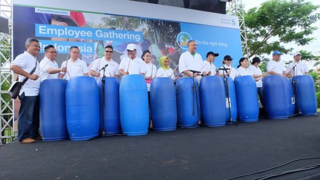 Standard Chartered Bank Libatkan 1.000 Karyawan dalam Program Relawan Edukasi Lingkungan