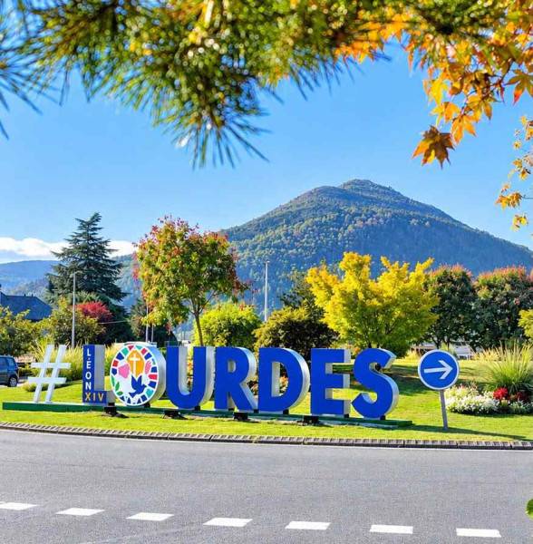 Wow, Keren! Lahirnya Harapan Baru di Lourdes: Seperempat Juta Peziarah Hadiri Misa Bersama Paus Leo XIV&nbsp;
