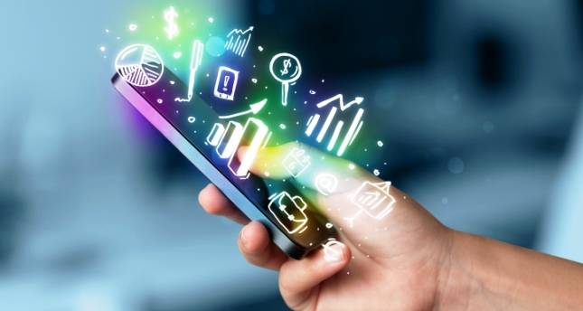 Masyarakat Perlu Waspada, 182 Fintech Pinjam Meminjam Tanpa Izin