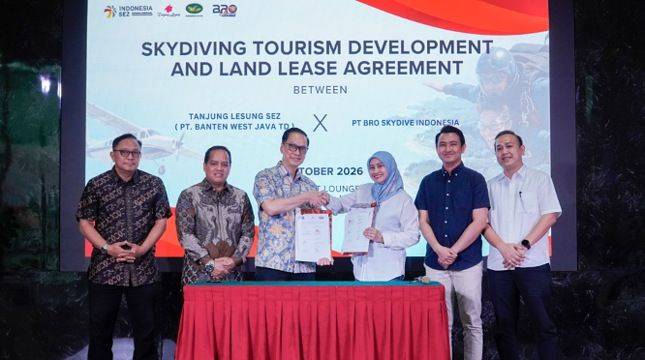 Bukan Bali, Tanjung Lesung Siapkan Wisata Skydiving Kelas Dunia, Desember Mulai Dibuka