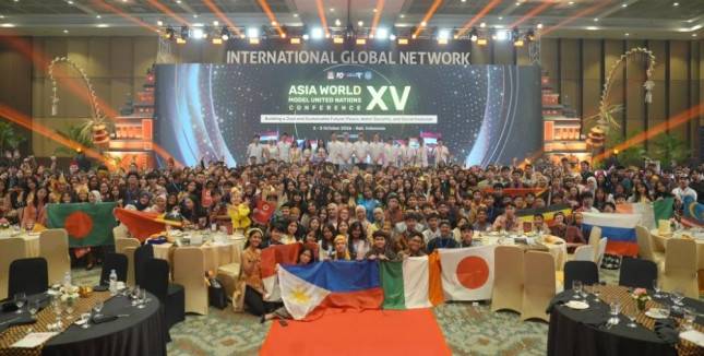 AWMUN XV di Bali Diikuti 700 Delegasi dari 25 Negara, Bahas Perdamaian hingga Keamanan Air