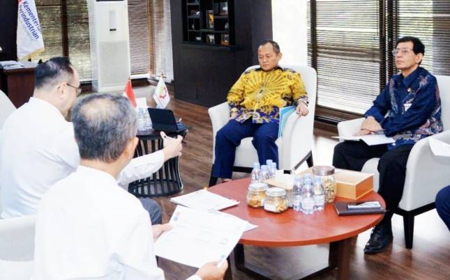 ASAKI Curhat ke Menperin Sarmuji: Industri Keramik RI Hadapi Dua Persoalan Utama