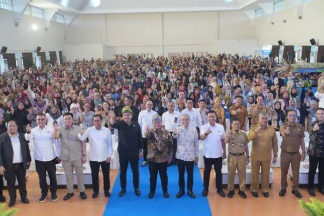 Wow, Ribuan Nasabah Mekaar Ikuti PKU Akbar di Pontianak, PNM Hadirkan Mini Daycare hingga Klinik Usaha