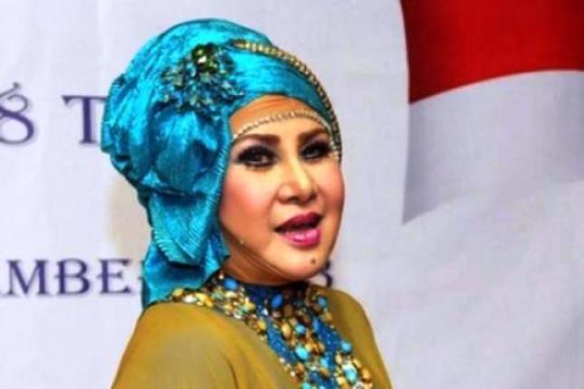 Elvy Sukaesih MintaMaaf karena Anaknya Terlibat Narkoba