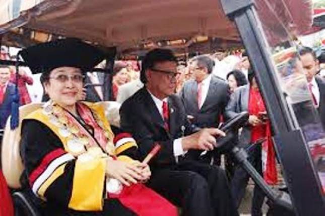 Emansipasi Perempuan Bukan Hanya Persamaan Derajat