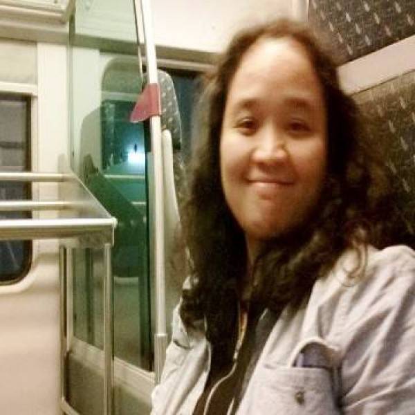  Tata Kelola Pelancongan Suram: Cerita Cinta dan Sejarah Peperangan Heroik
