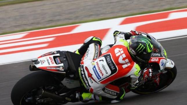 Penuh Drama, Crutchlow Merajai Moto GP Argentina