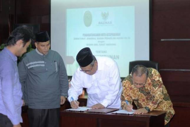 Ditjen Peradilan Agama Salurkan Dana Iwadh ke BAZNAS