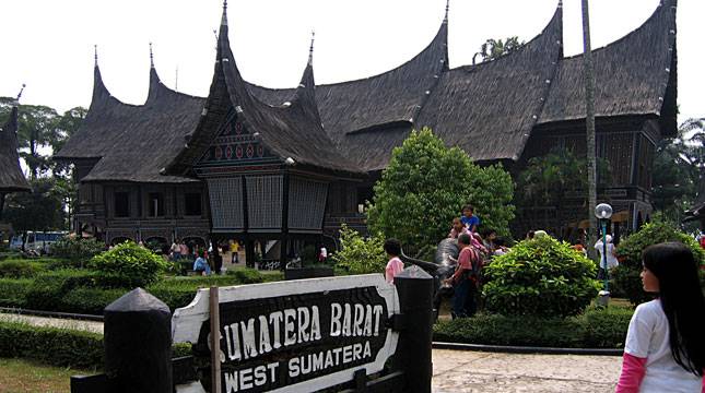 Miliki Berbagai Wisata Budaya, TMII Jadi Destinasi Wisata Bagi Wisman Cruise Ship