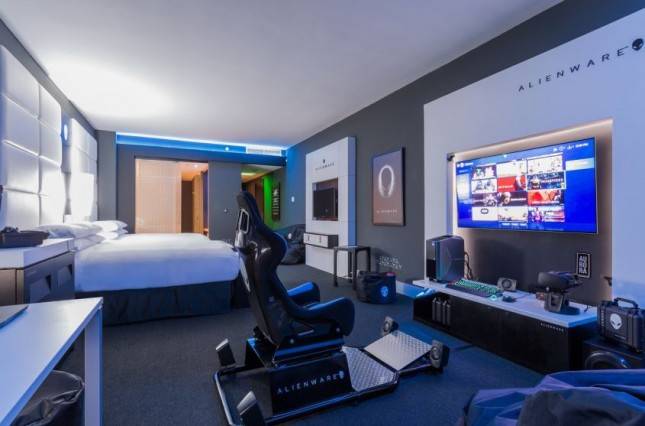 Keren! Hilton dan Alienware Buat Kamar Khusus Para Gamer