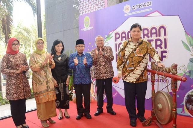 Buka Pameran IKM, Menperin Airlangga: Industri Kreatif Jadi Kekuatan Baru di Indonesia