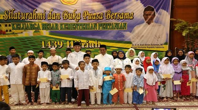 Ungkap Rasa Syukur, Kementan Gelar Buka Bersama Yatim dan Dhuafa