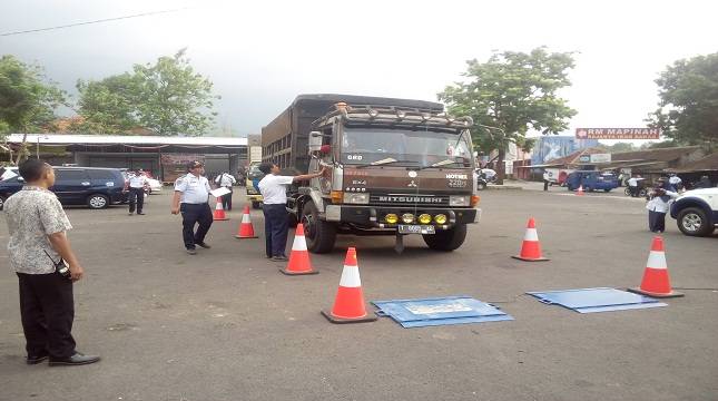Pemerintah Diminta Selesaikan Carut Marut Status dan Fungsi Jalan Sebelum Menerapkan&nbsp; Zero ODOL 