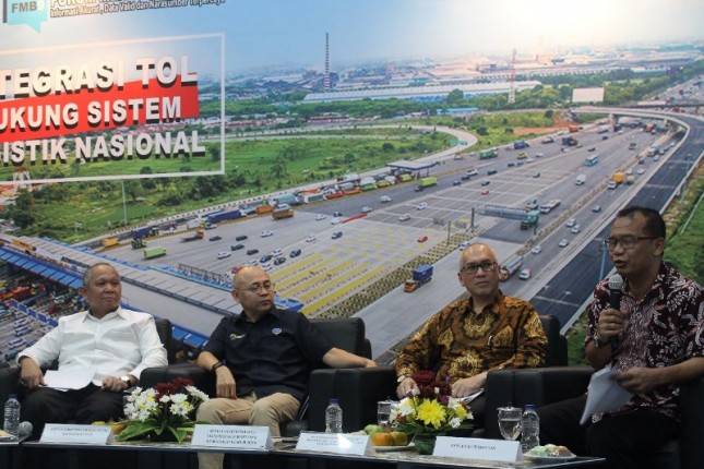 Integrasi Jalan Tol Turunkan Biaya Logistik Nasional