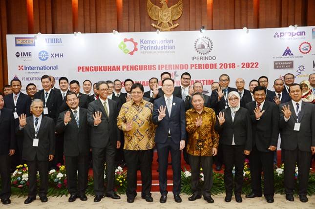Kukuhkan Pengurus IPERINDO, Menperin Pacu Kapasitas Industri Galangan Kapal Hingga Tiga Kali Lipat