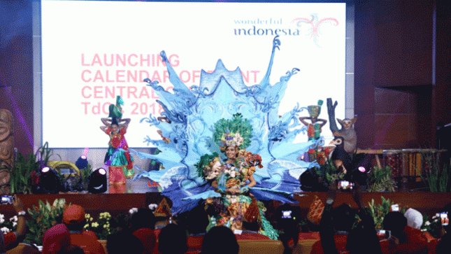 Jadi Desintiasi Kelas Dunia, Menpar Harap Palu Punya Bandara Internasional
