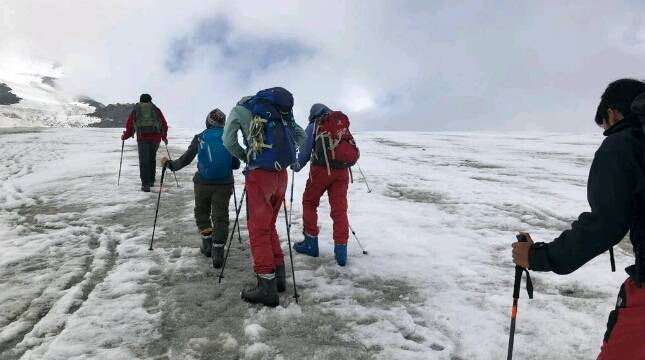 Peringati HUT RI ke-73, Garuda Muda RMOL Siap Kibarkan Merah Putih di Puncak Elbrus