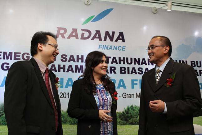 Radana Bhaskara Finance Dapat Warning Credit Watch Negatif