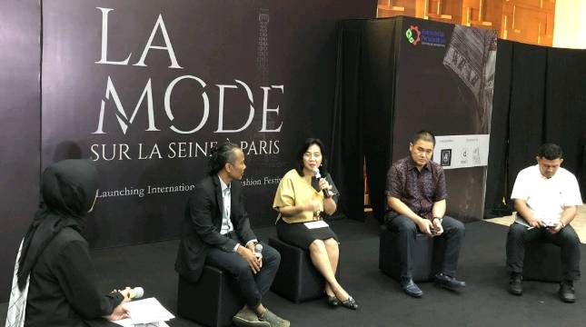 Gaungkan Industri Fesyen Nasional di Pasar Global, Kemenperin Fasilitasi 16 IKM di Ajang Fashion Terbesar di Paris
