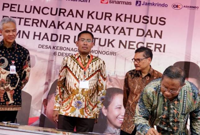 Perum Jamkrindo Sumbang Kandang Komunal di Solo