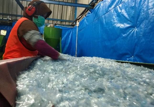 Industri Daur Ulang Jadi Jalan Keluar Atasi Masalah Sampah Plastik