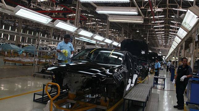Penuhi Permintaan, Mercedes Benz The New Class akan Produksi di Indonesia