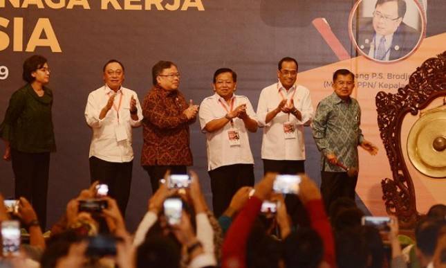 Wapres JK: Revolusi Industri 4.0 Harus Dijalani