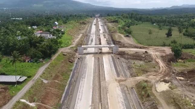 PPRE dan PTPP Selesaikan Pembangunan Jalan Tol Manado-Bitung-Danowudu