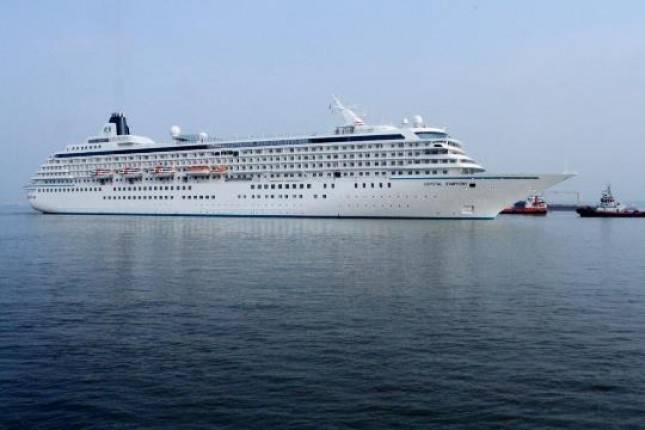 MS Albatros Sandar di Sabang Bawa 900 Wisman
