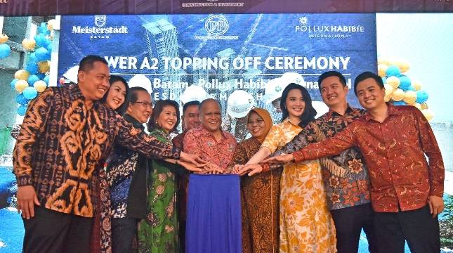 Pollux Properti Habibie Gelar Topping Off Tower 2 Meisterstadt Batam