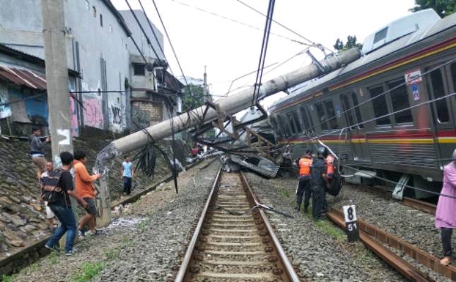 Pasca Anjlok, Sebagian KRL Mulai Beroperasi Hingga Stasiun Bogor