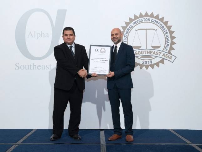 SMGR Raih Tiga Penghargaan dari Alpha Southeast Asia