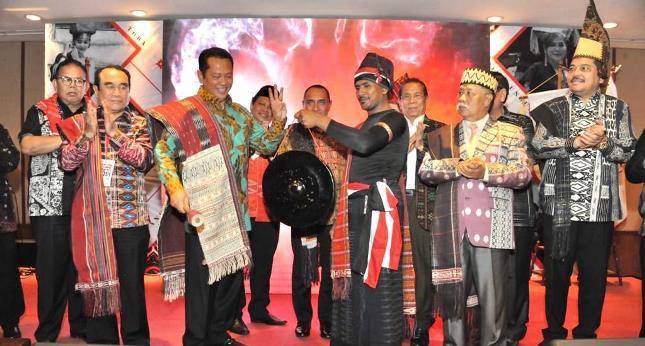 Bamsoet Dukung Ulos Sebagai UNESCO World Intangible Cultural Heritage 