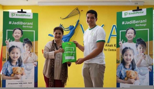 Kredit Pintar Berbagi Kebahagiaan Bersama Yayasan Kasih Anak Kanker Indonesia