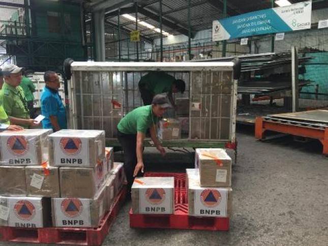 Garuda Indonesia Angkut Bantuan 10 Ribu Masker dari BNPB Bagi WNI di Tiongkok