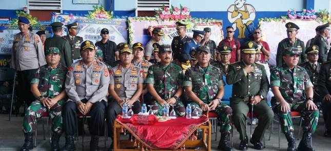 Pelepasan Jenazah Kecelakaan Helikopter Mi-17 Dihadiri Palnglima TNI