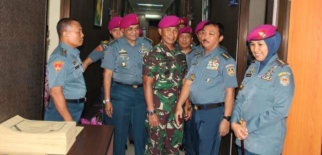 KASAL Inspeksi Fasilitas Pelayanan RS Marinir Cilandak