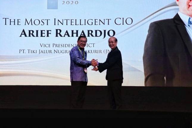 JNE Raih The Most Intelligent CIO dalam iCIO Awards 2020