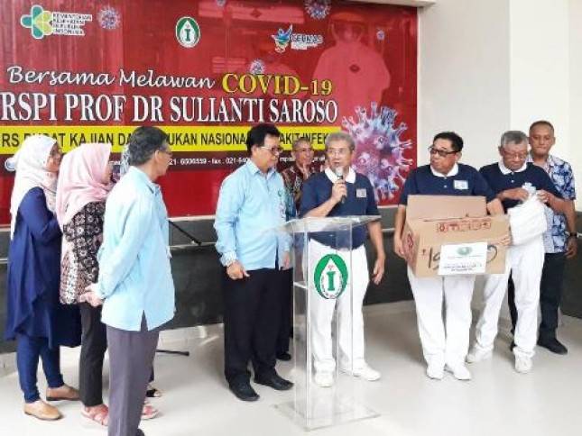 Yayasan Buddha Tzu Chi Beri Bantuan Kebutuhan Medis Penanganan Covid-19 di Indonesia