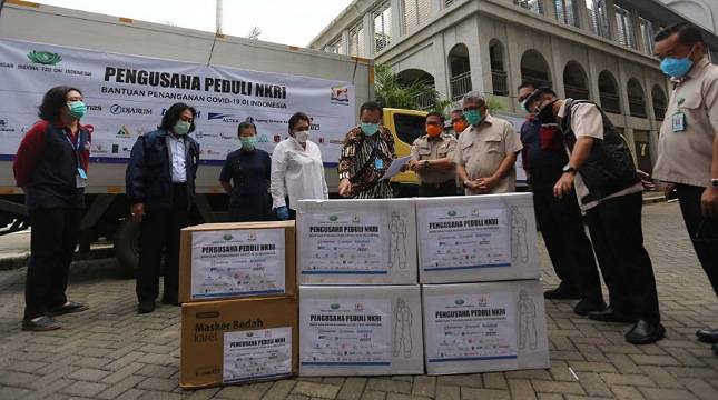 Pengusaha Group Kelas Kakap Donasikan 80 Ton Alkes Tangani Corona 