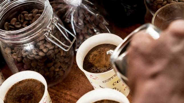 Lewat #SatuDalamKopi, Menparekraf Ajak Pelaku Industri Kopi Gerakkan Roda Ekonomi Indonesia di Tengah Pandemi