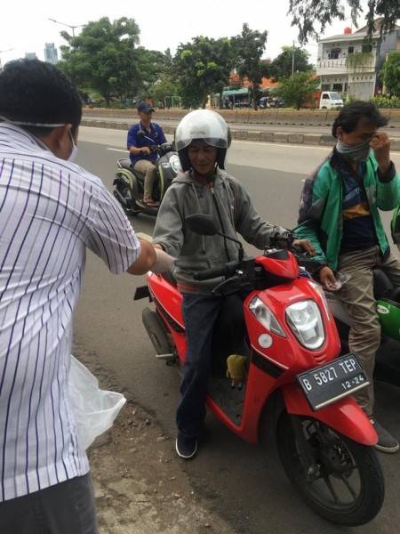 Cara Unik Edukasi  Masyarakat di Tengah Wabah Covid-19