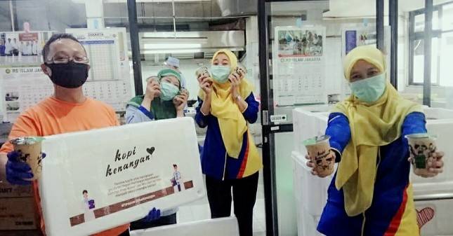 17 ribu Gelas Kopi Kenangan Temani Tenaga Medis di saat Tangani COVID-19