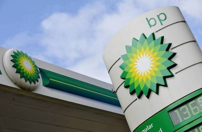 Badai PHK Hantui Raksasa Migas, BP & Chevron Bakal Pangkas 15% Pekerja
