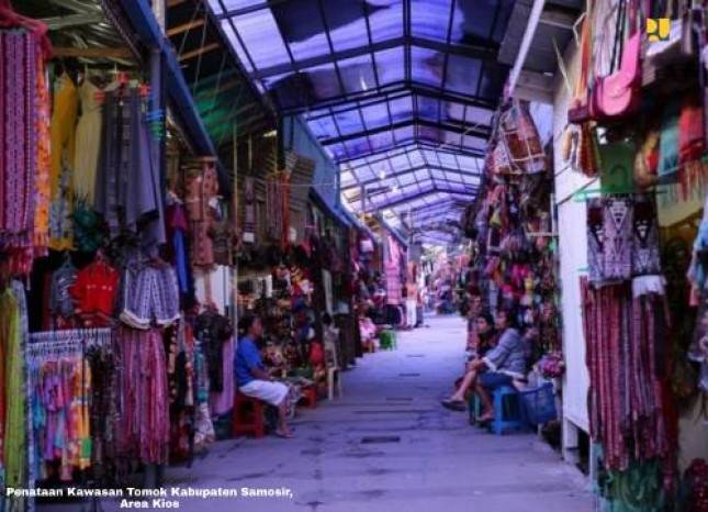 Tingkatkan Sektor Pariwisata, Kampung Ulos Samosir Dipercantik