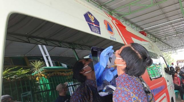 Jababeka Gandeng Tim Satgas, BNPB & BIN Gelar Tes Swab Massal di Kabupaten Bekasi