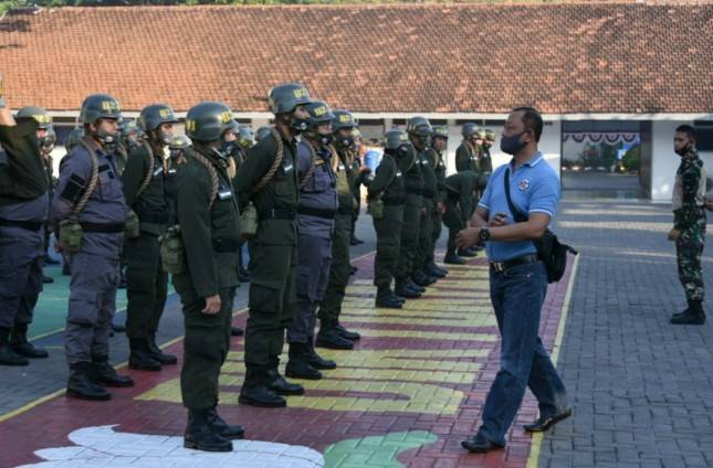 Ka Biro Umum Bakamla RI Tinjau Calon Siswa Pusdiklatsarmil